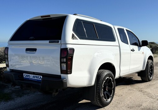 Isuzu