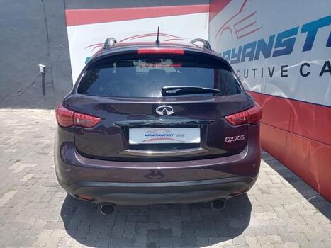 Infiniti