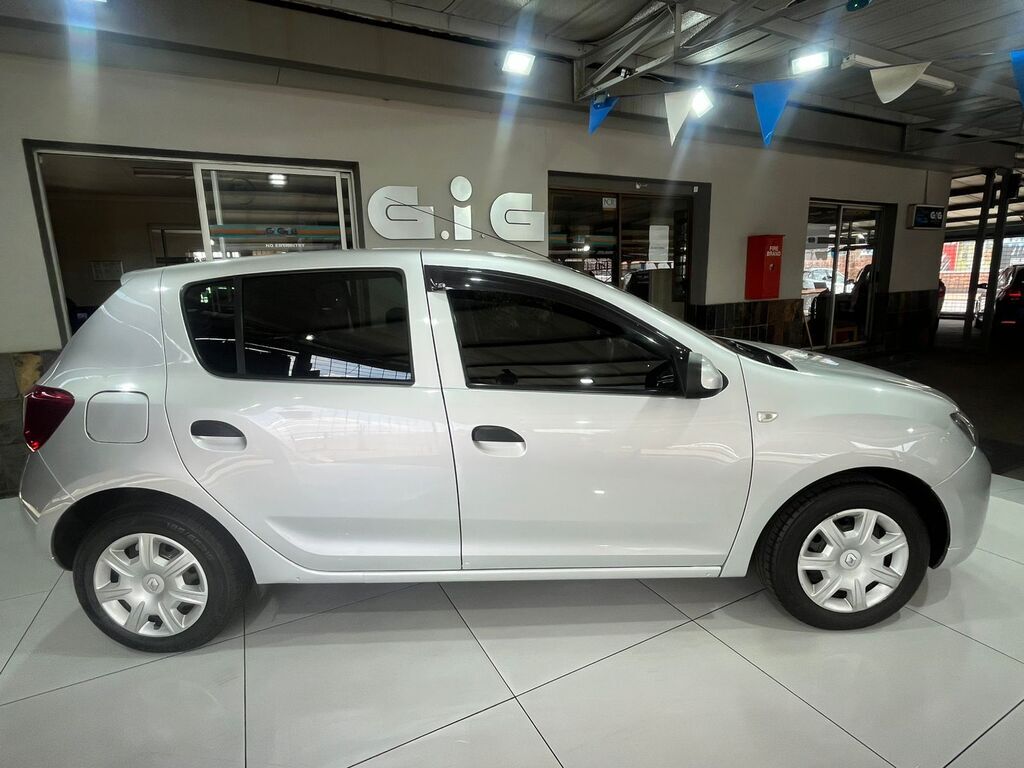 Renault | Sandero