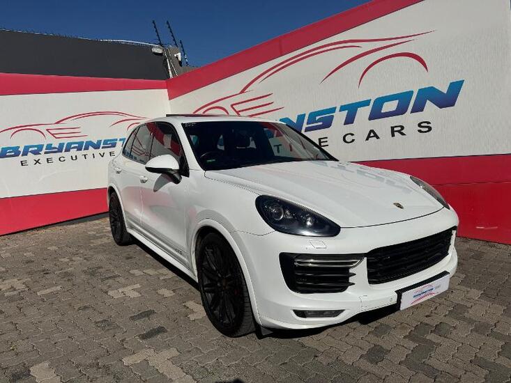Porsche - Cayenne