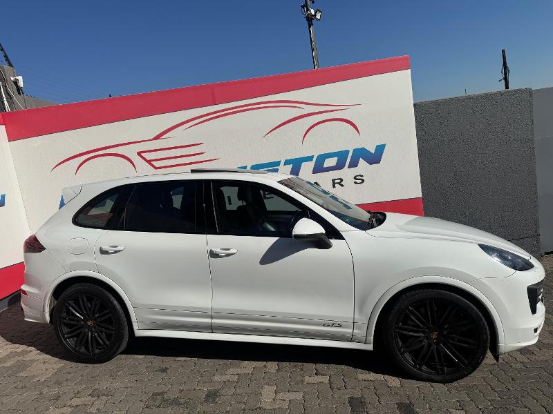Porsche | Cayenne